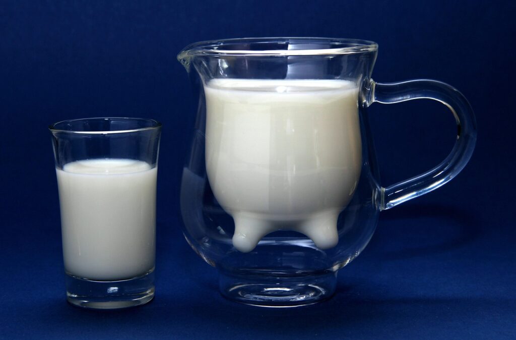 milk, glass, yummy, drink, fresh, healthy, food, refreshment, protein, cow's milk, can, udder, milk, milk, milk, milk, milk
